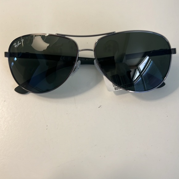 Ray-Ban CARBON FIBRE Sunglasses Green Lens - Picture 2 of 5